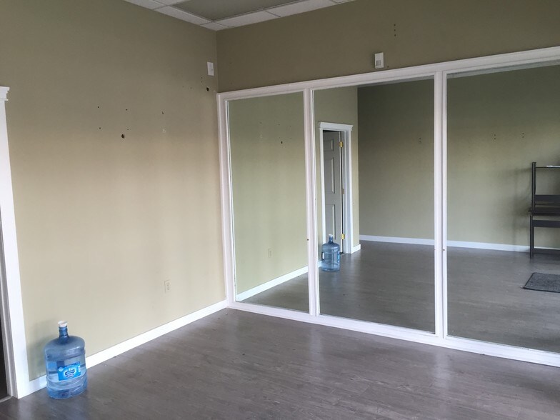 More Photos Of 1850 SW 8th St, Miami Office For Lease