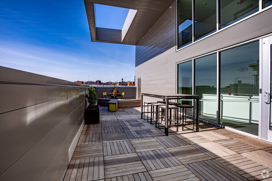 More Photos Of 1721 Walnut St, Kansas City Apartments For Lease