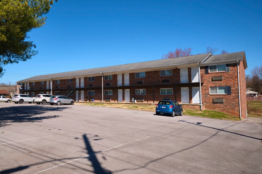 More Photos Of 4848 Scheel Rd, Knoxville Apartments For Sale