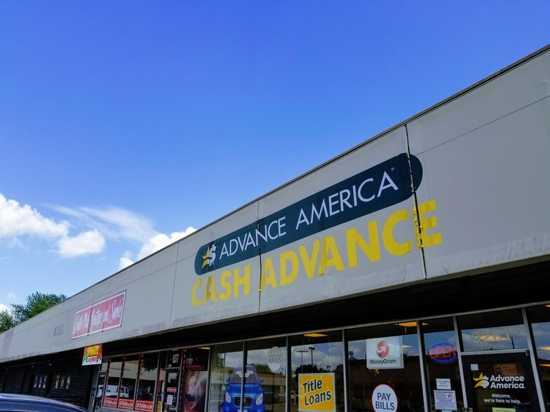 More Photos Of 9211-9295 S Main St, Houston Unknown For Lease