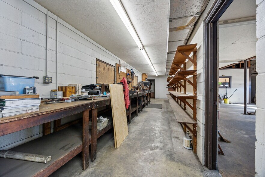 More Photos Of 2556 Ocean Hwy W, Shallotte Specialty For Sale