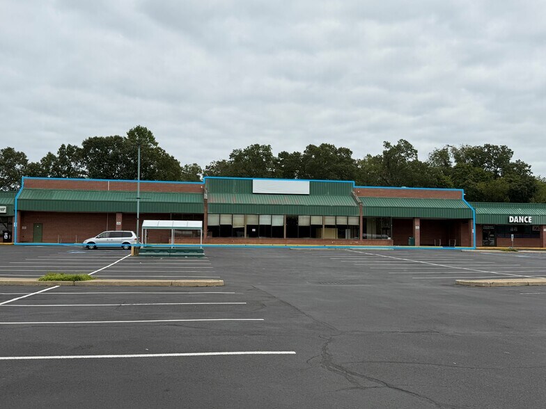 Primary Photo Of 386 White Horse Pike, Atco Unknown For Lease