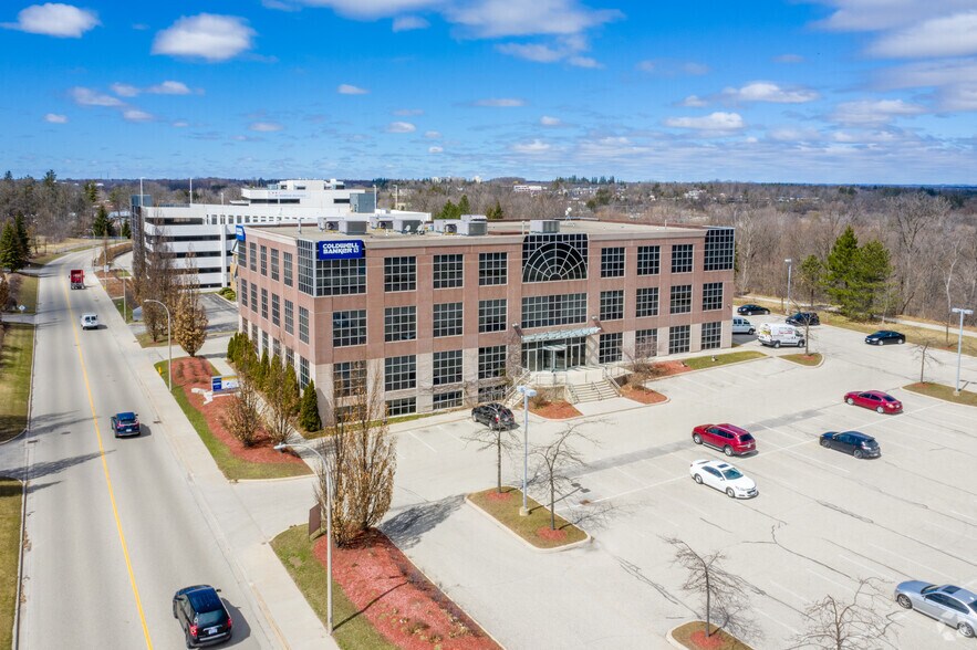 More Photos Of 508 Riverbend Dr, Kitchener Coworking Space