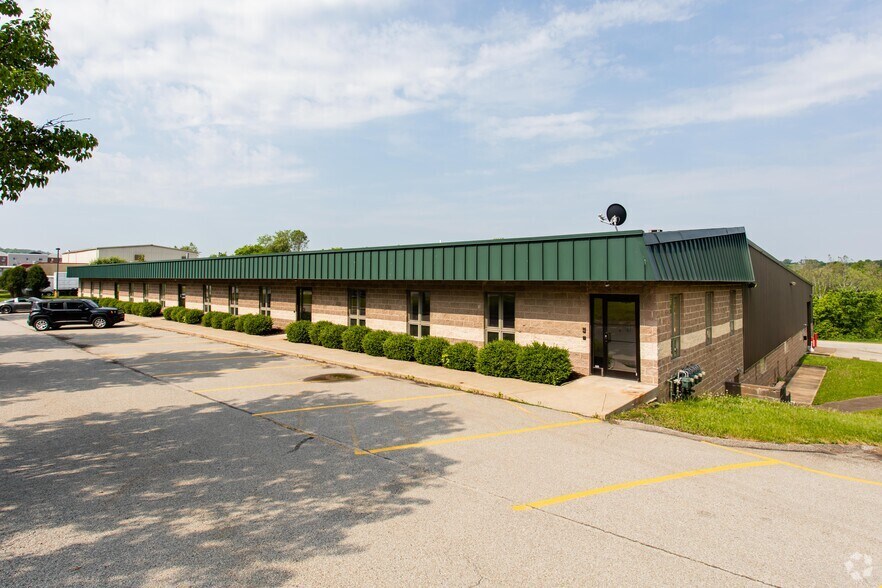 Primary Photo Of 325 Meadowlands Blvd, Washington Office For Lease