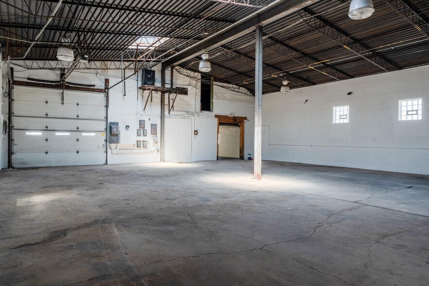 More Photos Of 2200 S Miller Pky, Milwaukee Distribution For Sale