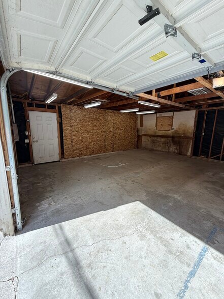 More Photos Of 28205 Hwy 3 NE, Poulsbo Office For Lease
