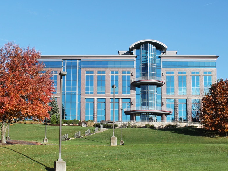 More Photos Of 370 Southpointe Blvd, Canonsburg Office For Lease