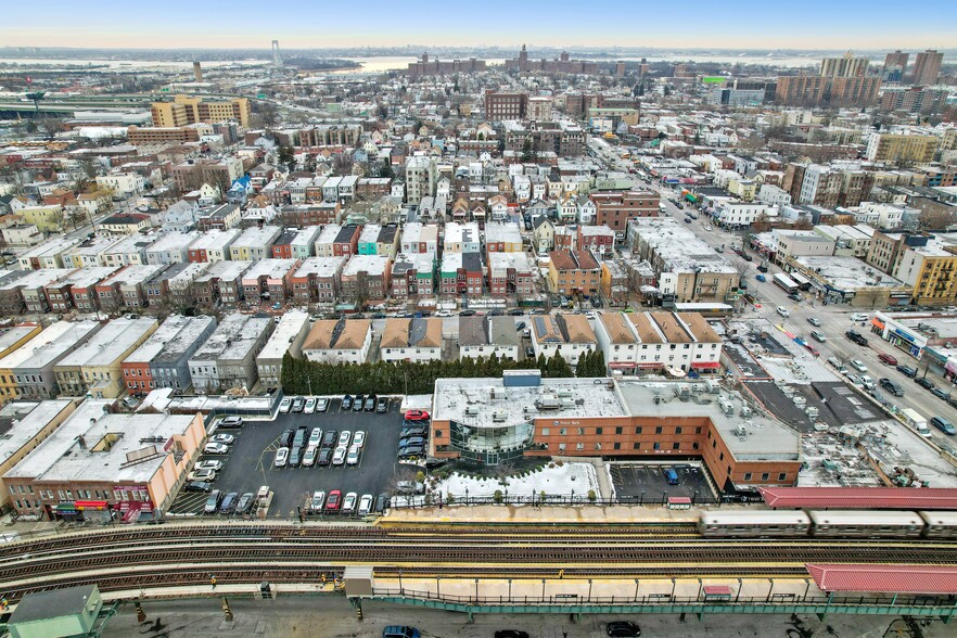 More Photos Of 2244 Westchester Ave, Bronx Office For Sale