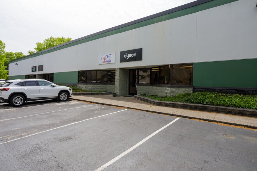 More Photos Of 3026 Owen Dr, Antioch Light Distribution For Lease