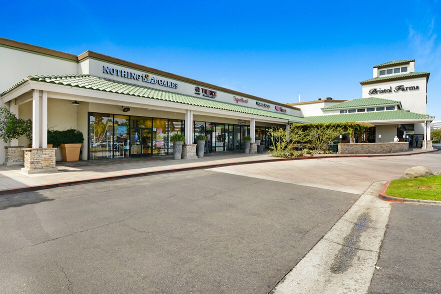 More Photos Of 1550-1590 E Rosecrans Ave, El Segundo Unknown For Lease