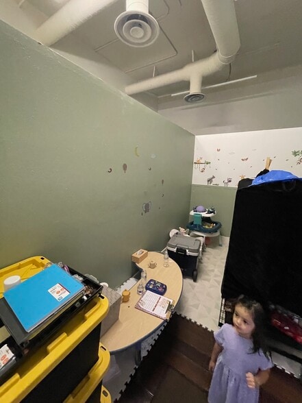 More Photos Of 890 E Sahara Ave, Las Vegas Religious Facility For Sale