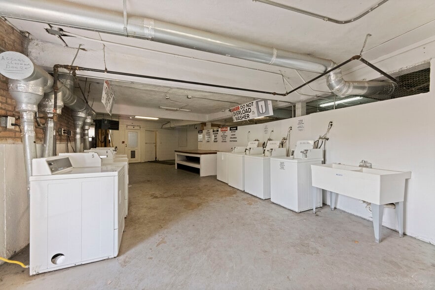 More Photos Of 6200 Melton Rd, Gary Hotel For Sale