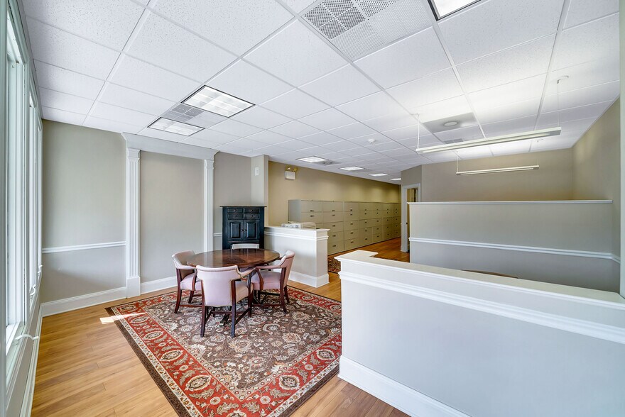 More Photos Of 124 S York Rd, Hatboro Office For Sale