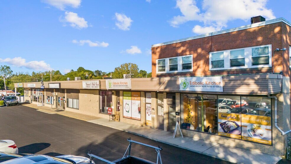 More Photos Of 841-869 Jones Hill Rd, West Haven Storefront For Lease
