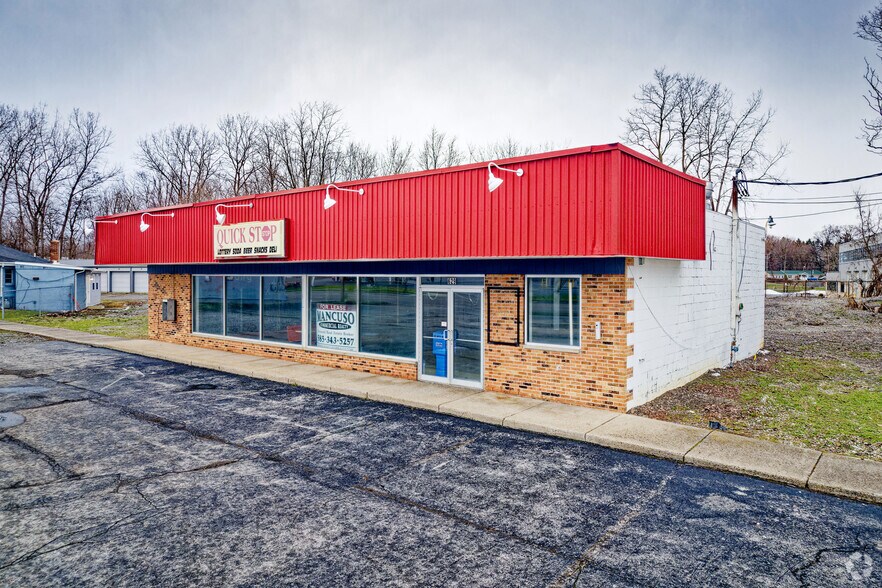 More Photos Of 629 E Main St, Batavia Convenience Store For Sale