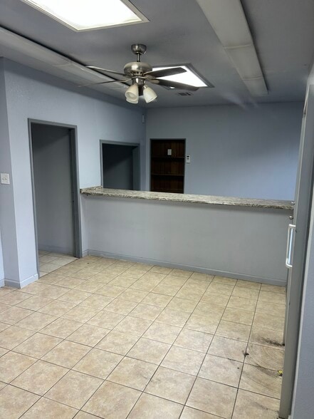 More Photos Of 922 S Atlantic Blvd, East Los Angeles Office For Sale