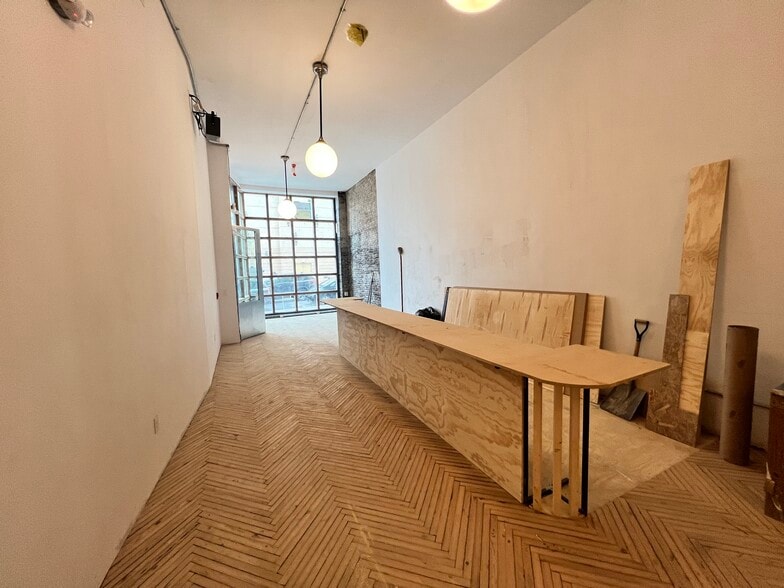 More Photos Of 1016 Fifth Ave, Pittsburgh Storefront Retail Residential For Sale