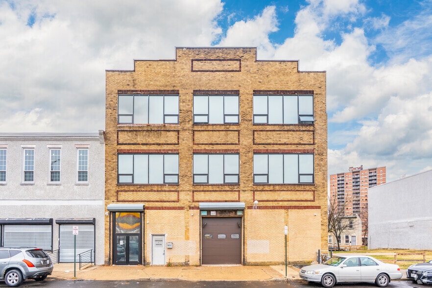 More Photos Of 2446-50 Germantown Ave, Philadelphia Flex For Sale