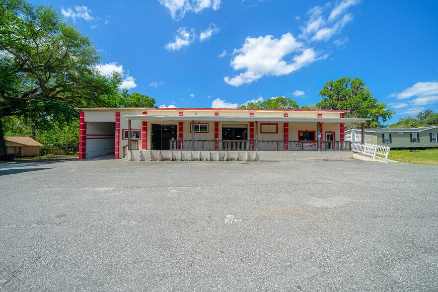 More Photos Of 4450 S Pine Ave, Ocala Warehouse For Sale