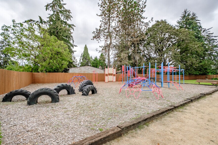 More Photos Of 3980 S Santiam Hwy, Lebanon Land For Sale