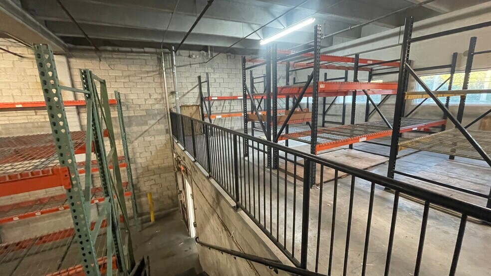 More Photos Of 10800 NW 21st St, Miami Warehouse For Sale