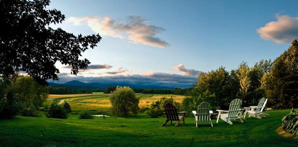 More Photos Of 548 Main St, Fryeburg Hotel For Sale