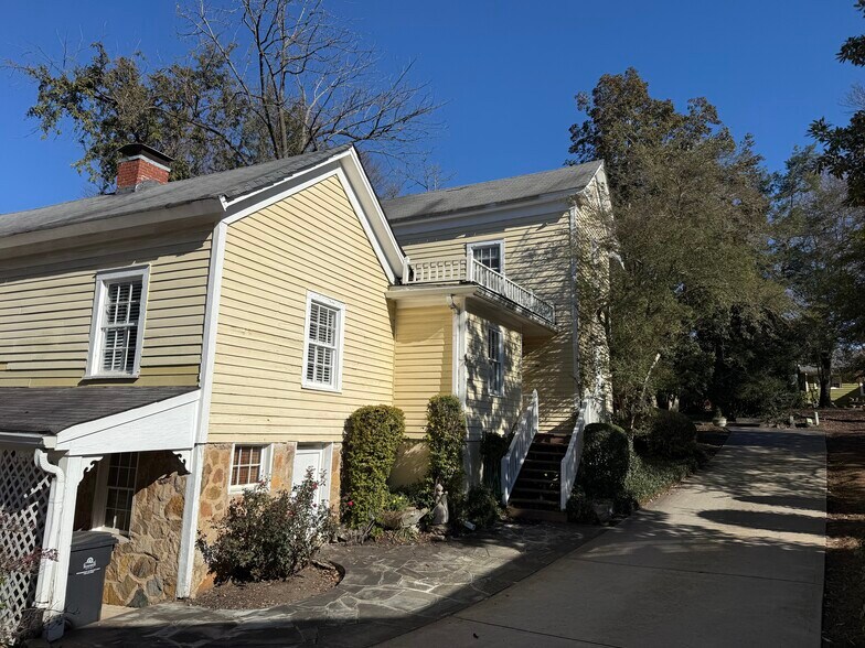 More Photos Of 1014 Canton St, Roswell Office Residential For Sale