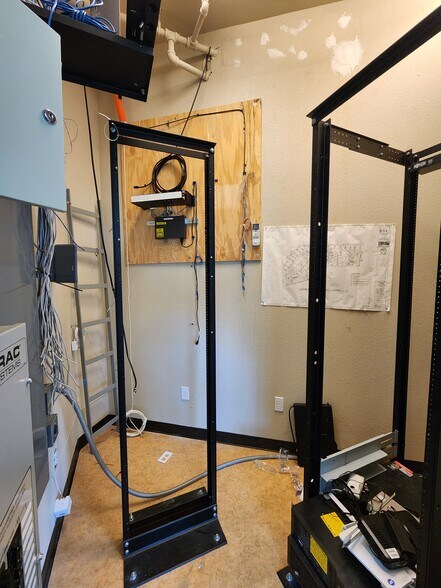 More Photos Of 3700 Hilborn Rd, Fairfield Medical For Sale