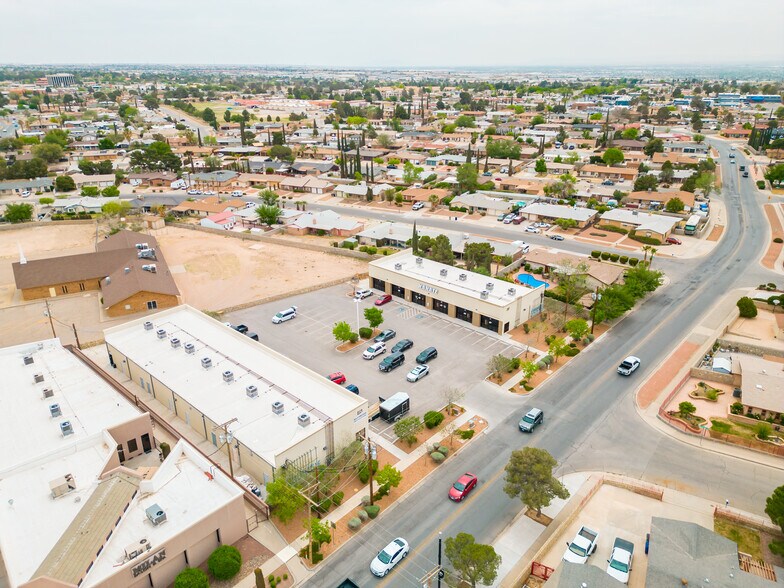 More Photos Of 2000 Lomaland Dr, El Paso Storefront Retail Office For Lease