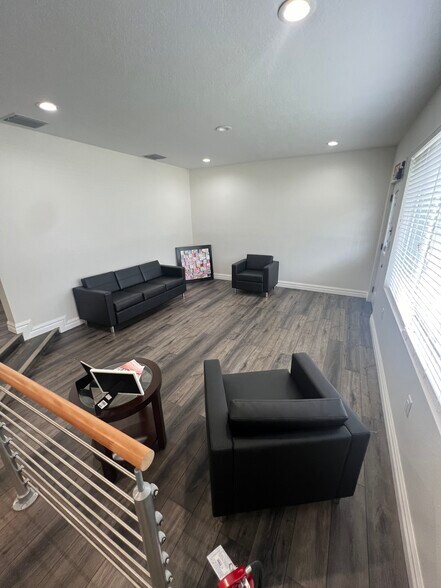 More Photos Of 2424 Sunset Point Rd, Clearwater Medical For Lease