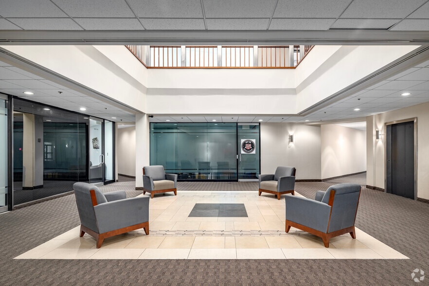 More Photos Of 1300 Piccard Dr, Rockville Office For Lease