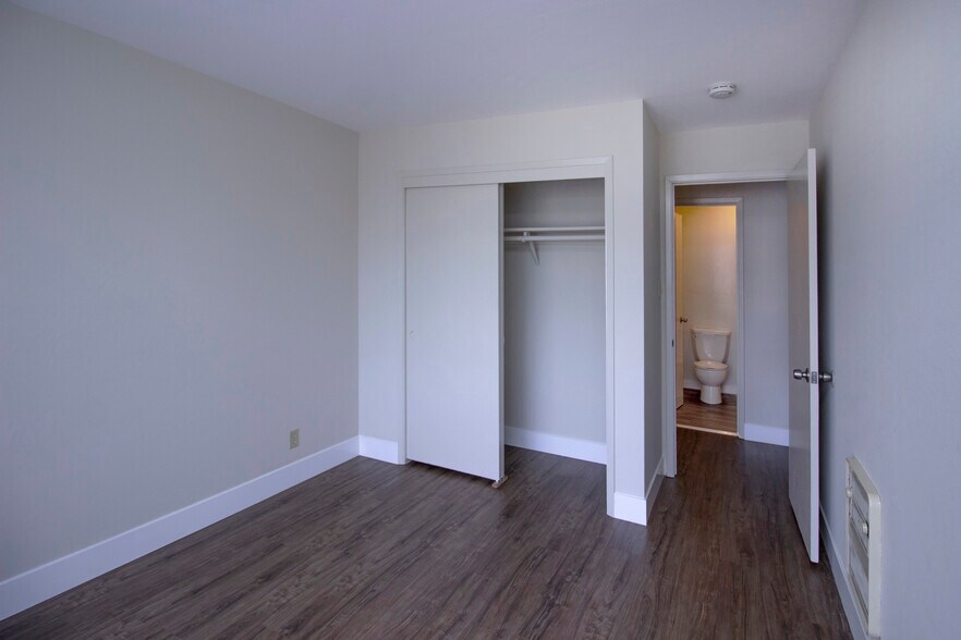 More Photos Of 486 Beech St, Redwood City Apartments For Sale