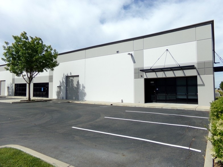 More Photos Of 4082 Metro Dr, Stockton Warehouse For Lease