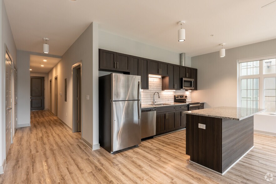 More Photos Of 670 Downey Green, Hampton Apartments For Sale