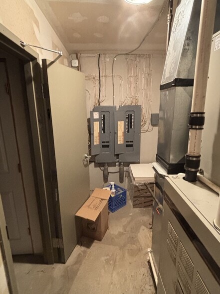 More Photos Of 409 Hazel Ave, Ewing Warehouse For Sale
