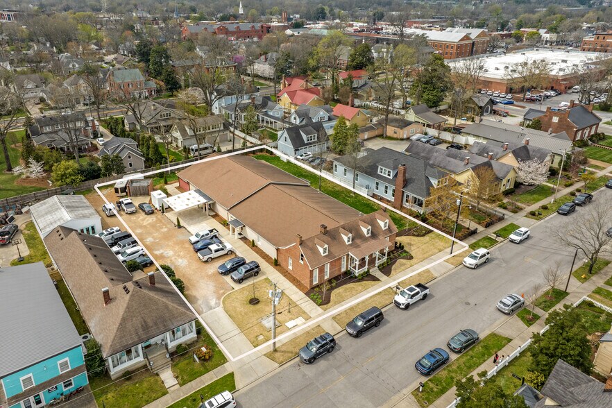 Primary Photo Of 236 2nd Ave S, Franklin Storefront Retail Office For Sale