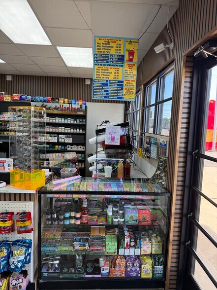 More Photos Of 1708 S Mobberly Ave, Longview Service Station For Sale