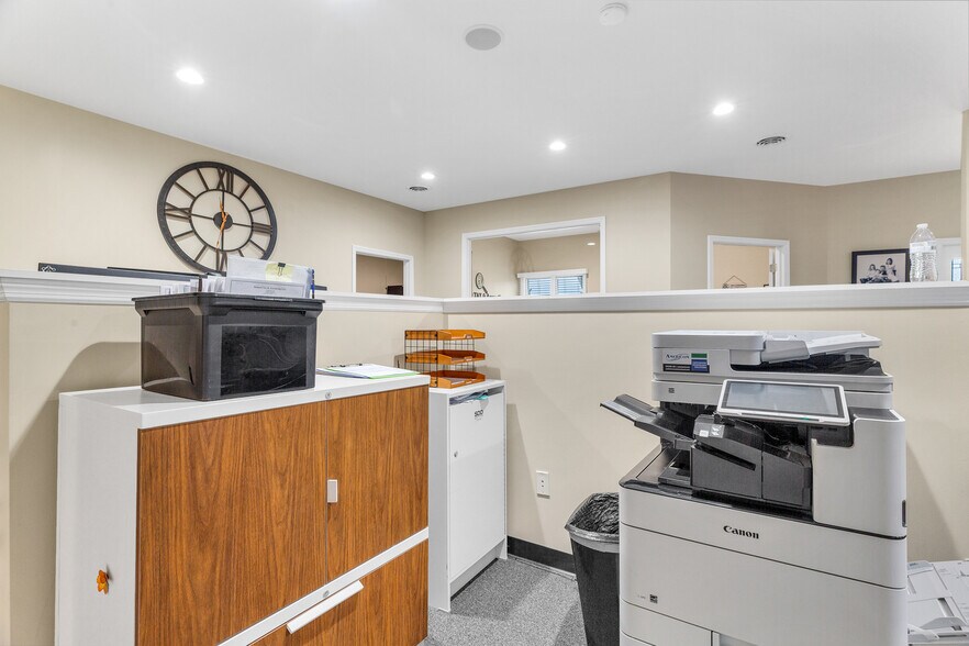 More Photos Of 763-765 W Terra Ln, O'Fallon Loft Creative Space For Sale