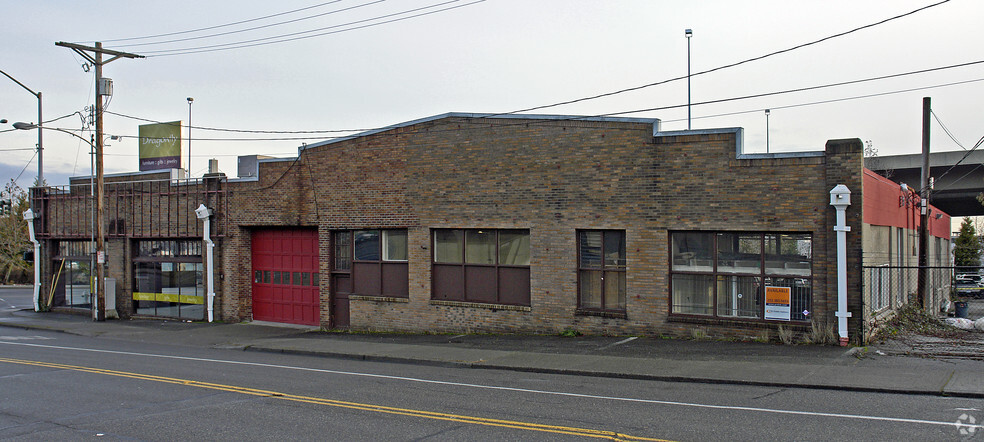 Primary Photo Of 102 Puyallup Ave, Tacoma Freestanding For Lease