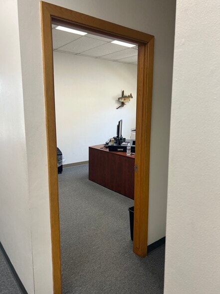 More Photos Of 1624 E Wisconsin Ave, Appleton Office For Sale
