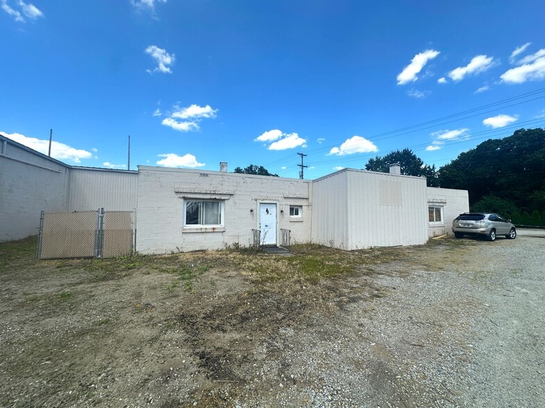 More Photos Of 3731 W Alexandersville Bellbrook Rd, Dayton Warehouse For Sale