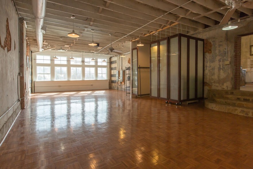 More Photos Of 111 Broad St SW, Atlanta Storefront Retail Office For Lease