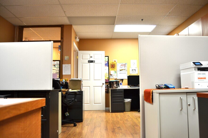 More Photos Of 670 N Beers St, Holmdel Medical For Sale