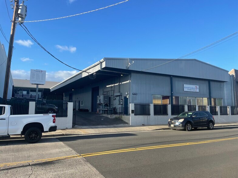 Primary Photo Of 94-076 Leokane St, Waipahu Warehouse For Sale