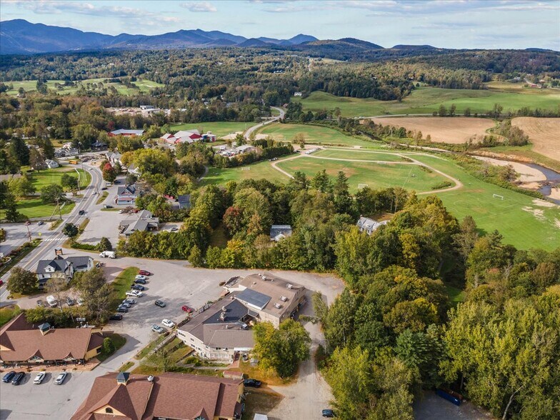 More Photos Of 454 Mountain Rd, Stowe Convenience Store For Sale