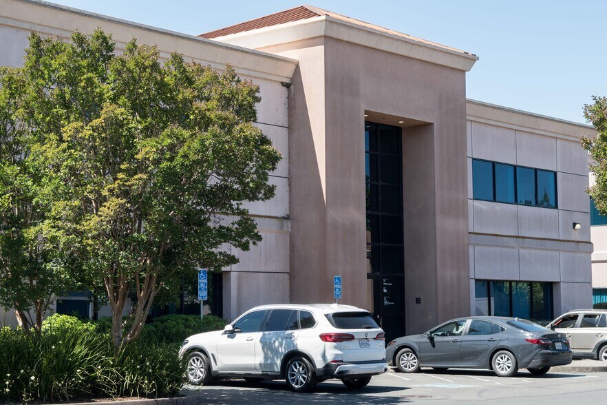 More Photos Of 3775 Brickway Blvd, Santa Rosa Medical For Sale