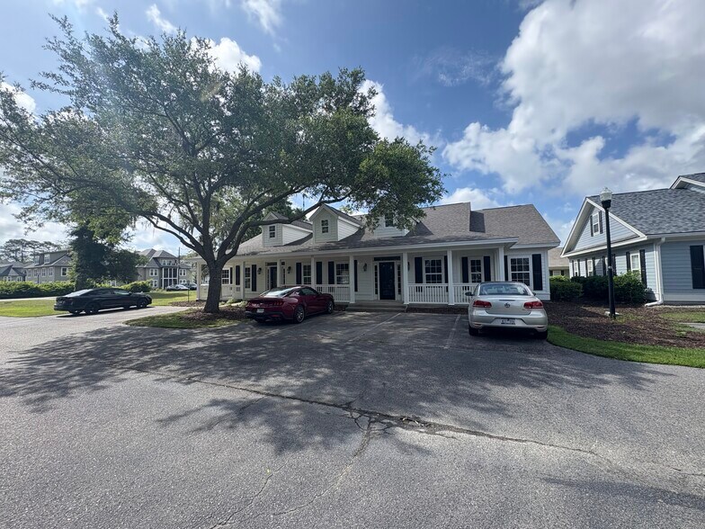 More Photos Of 33 Marshellen Dr, Beaufort Medical For Lease