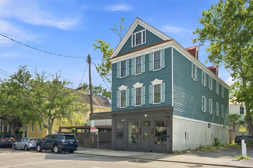 Primary Photo Of 207 Rutledge Ave, Charleston Storefront Retail Residential For Sale