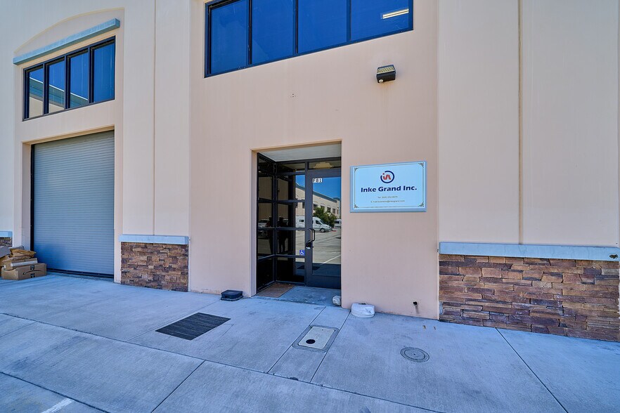 More Photos Of 1773 W San Bernardino Rd, West Covina Warehouse For Sale