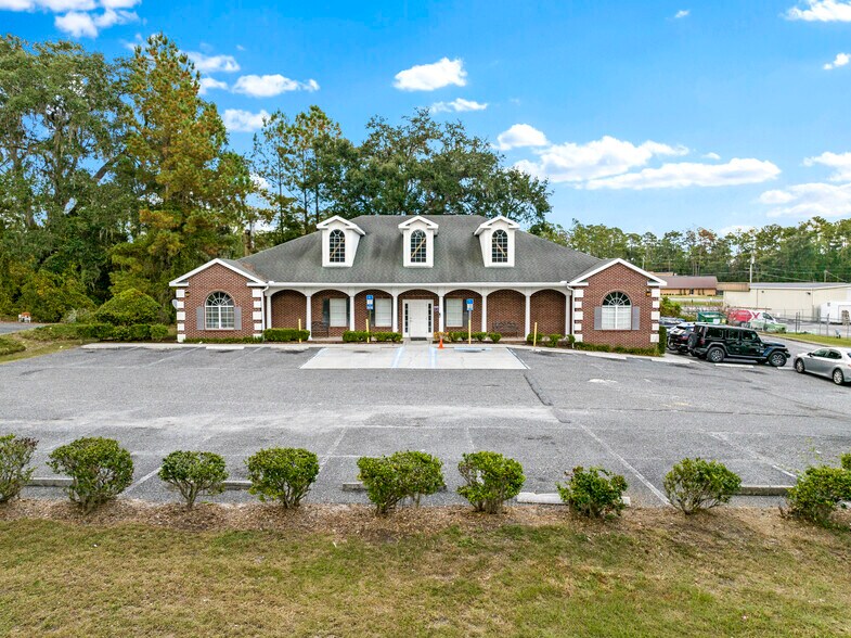 More Photos Of 440 SW Perimeter Glen, Lake City Medical For Sale